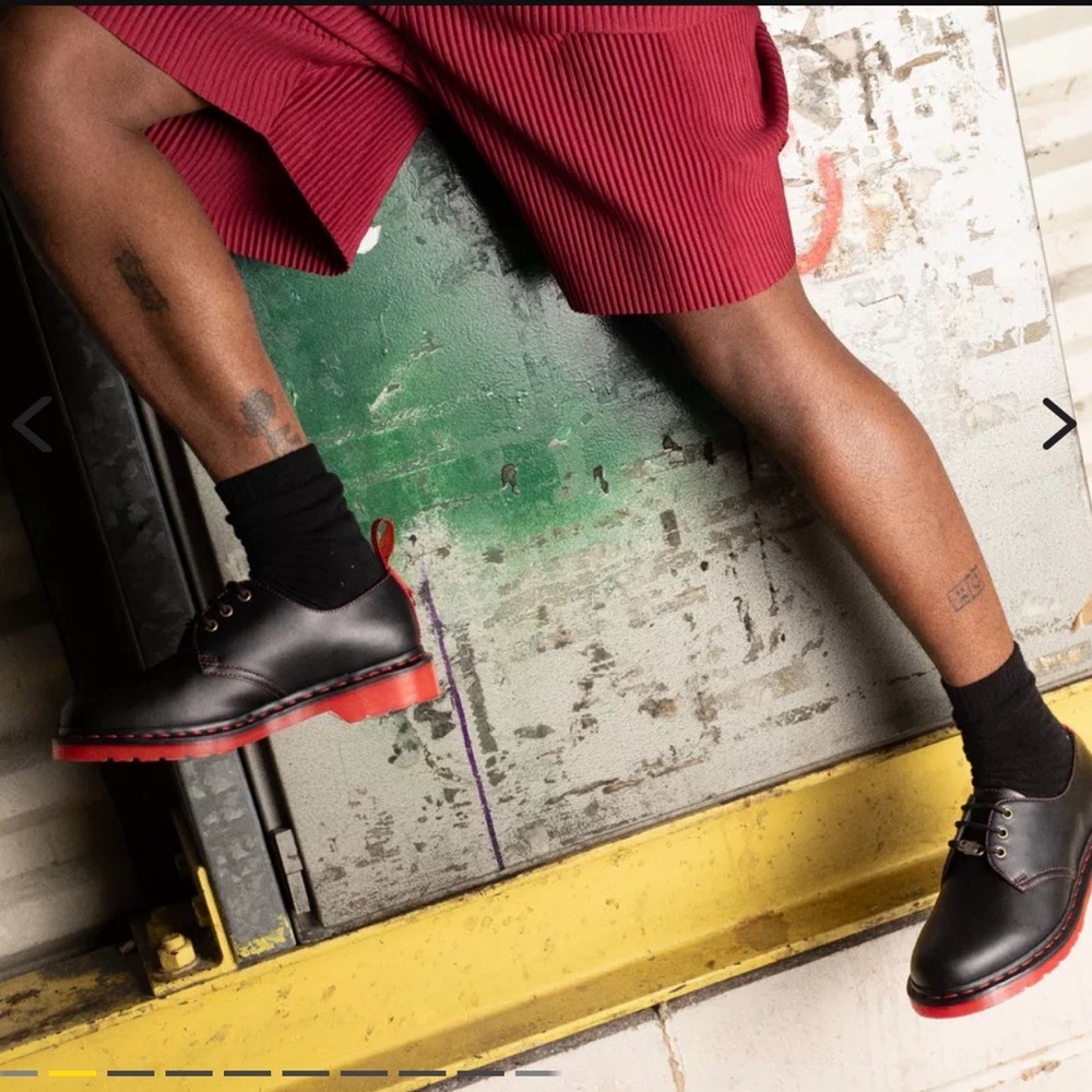 Dr. Martens Lunar New Year Black and Red 1461 Oxfords (Year of the Rabbit) - Picture 5 of 14